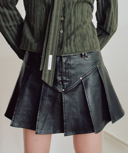Sandy Leather Pleated Skirt [BLACK]