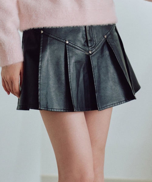 Sandy Leather Pleated Skirt [BLACK]