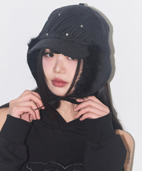 Fluffy earflap cap black