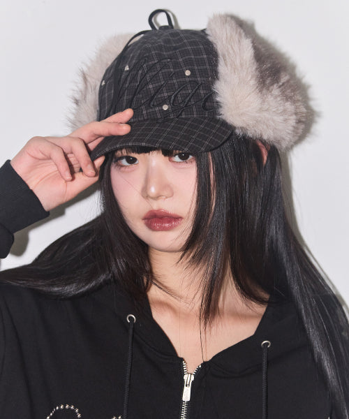 Fluffy earflap cap checkered green