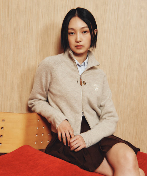 (W) Signature Logo Knit Zip-up Beige