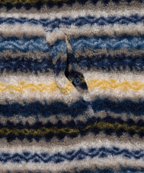 Pattern fleece zip-up jacket stripe