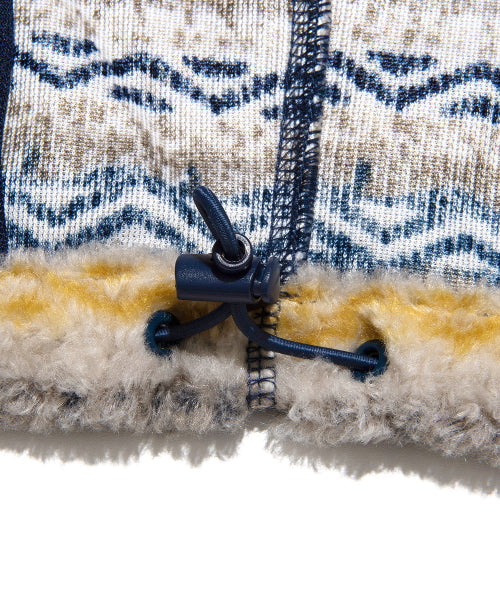 Pattern fleece zip-up jacket stripe