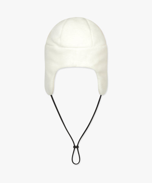 OVAL GLOBE FLEECE EARFLAP BEANIE ivory