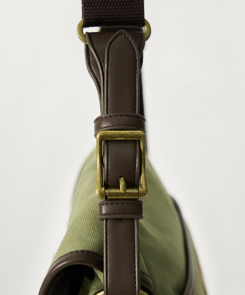 Classic Canvas Shoulder Bag Khaki