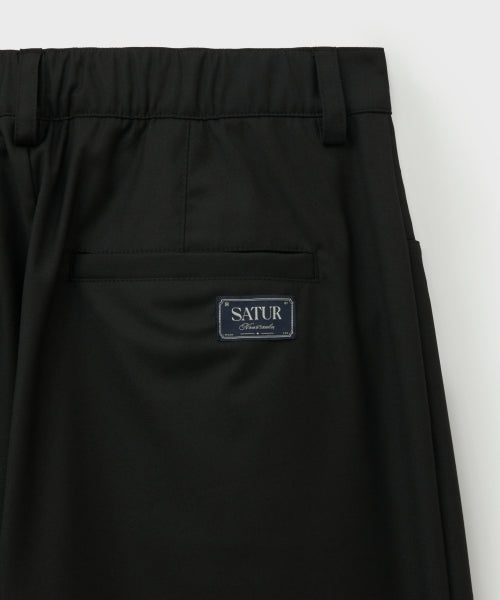 Classic One Tuck Easy Pants Black
