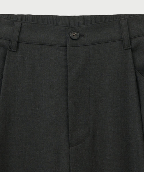 Classic One Tuck Easy Pants Charcoal