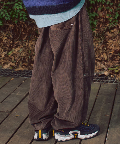XP311 Flap Balloon Corduroy Pants (BROWN)