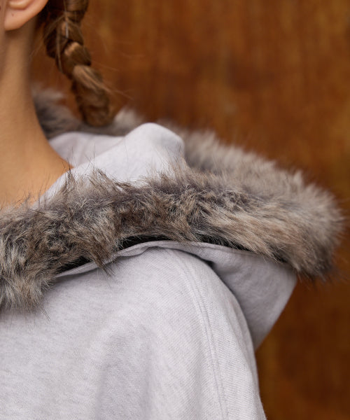 Clover Applique Fur Hood Zip-up MELANGE WHITE