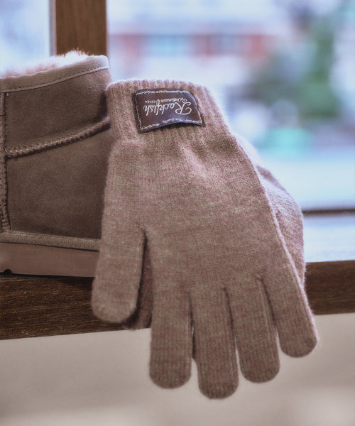 FLUFFY SHORT GLOVES - 2 colors