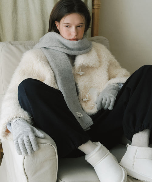 FLUFFY SHORT GLOVES - 2 colors