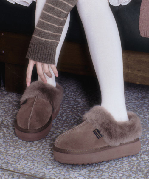 CLOUDY FLATFORM FUR MULES - MOCHA BROWN