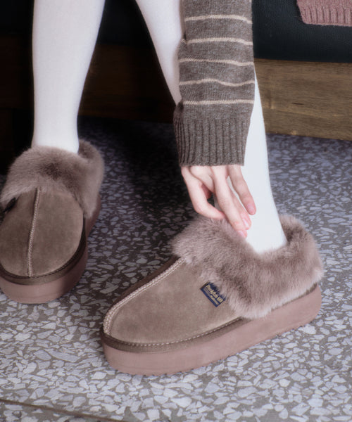 CLOUDY FLATFORM FUR MULES - MOCHA BROWN