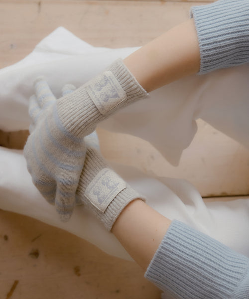 Puppy Label Stripe Gloves (Gray)