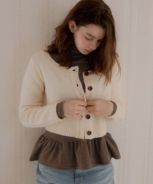 Chunky Lip Crop Wool Cardigan (Cream)