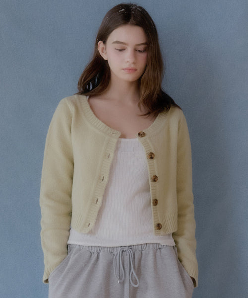 Chunky Lip Cropped Wool Cardigan (Light Khaki)
