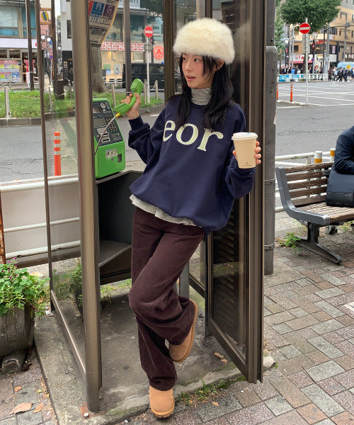 IOR Applique Patch Sweatshirt (Navy)