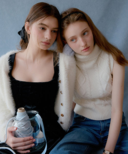 Cable turtleneck wool vest (ivory)