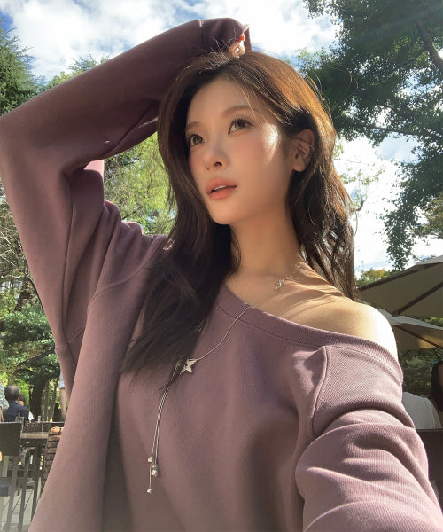 Zenk One Shoulder Embroidered Sweatshirt (Purple)