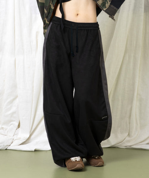 GP175 Side Color Block Suede Balloon Pants (BLACK)