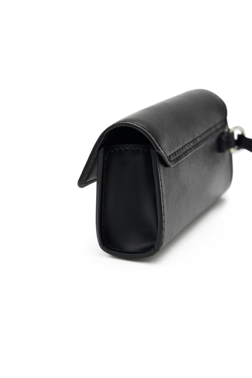 LIPSTICK CASE CHARM IN BLACK