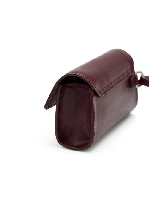 LIPSTICK CASE CHARM IN BURGUNDY