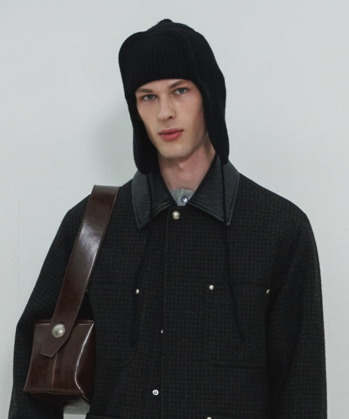 Ear Flap Wool Knit Hat / Black