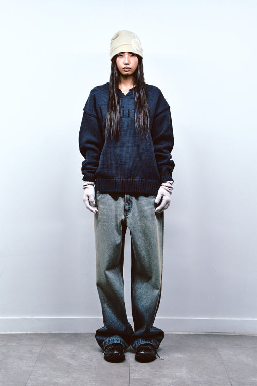 EMBROIDERY EDGE LOGO KNIT IN NAVY