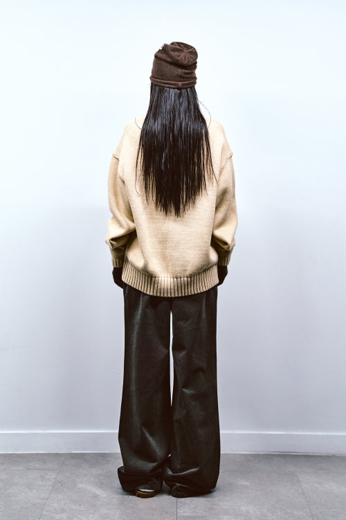 EMBROIDERY EDGE LOGO KNIT IN BEIGE