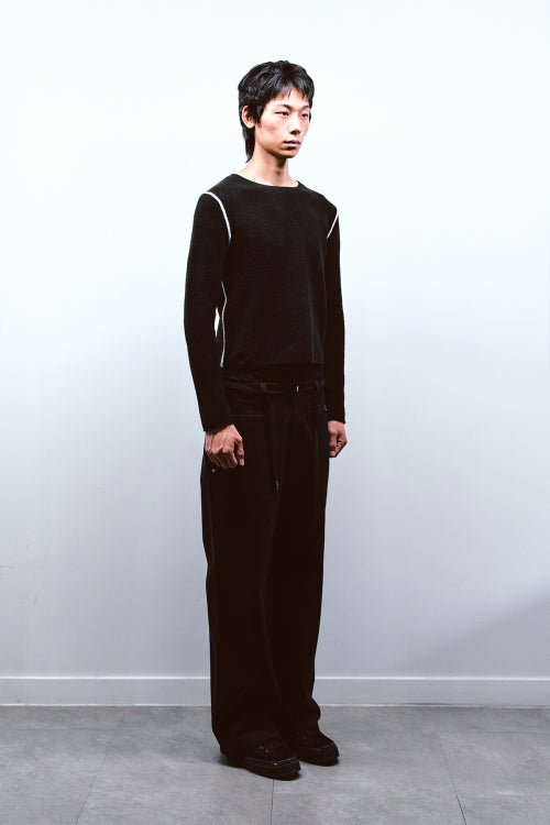 LINE POINT KNIT IN BLACK