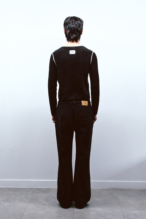 LINE POINT KNIT IN BLACK