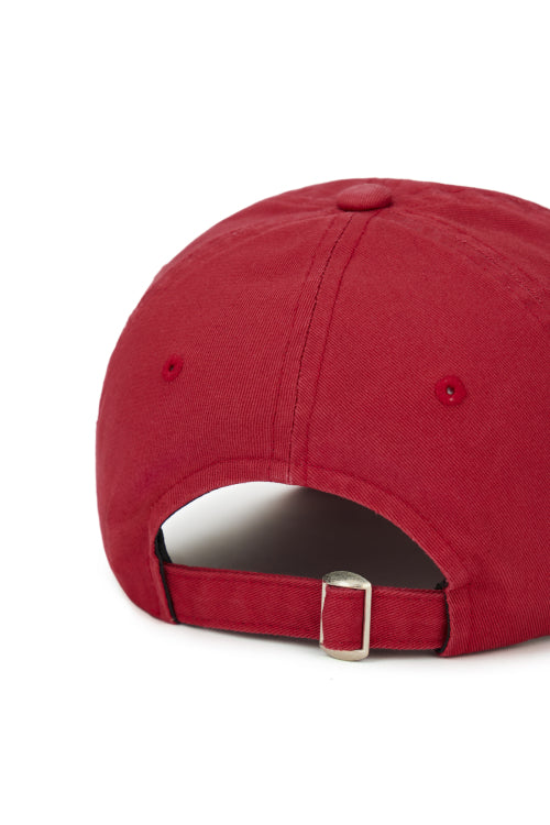 DEINET WASHED LOGO CAP IN BURGUNDY