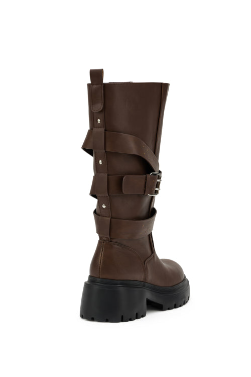 WILD BUCKLE BOOTS IN BROWN