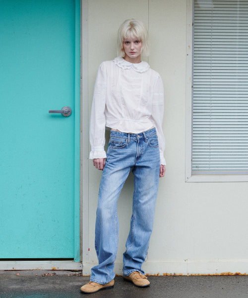 Rosette Lace Pintuck Blouse (Ivory)