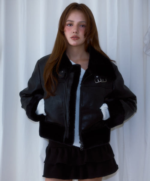 Crop Leather Mustang [Black]
