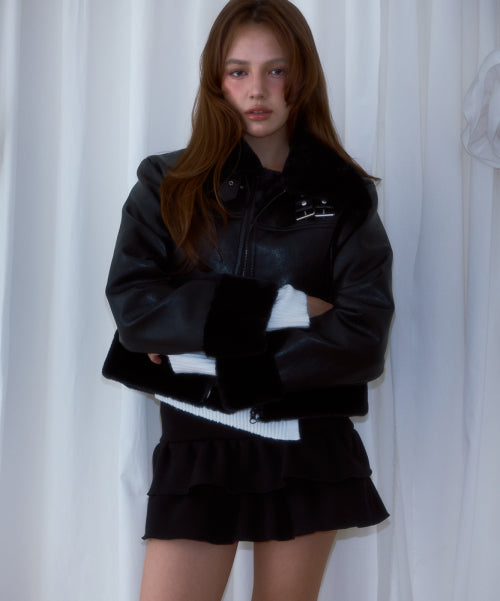 Crop Leather Mustang [Black]