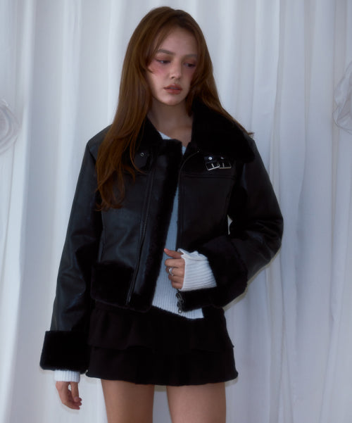 Crop Leather Mustang [Black]