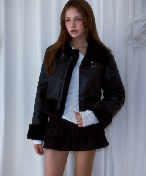 Crop Leather Mustang [Black]
