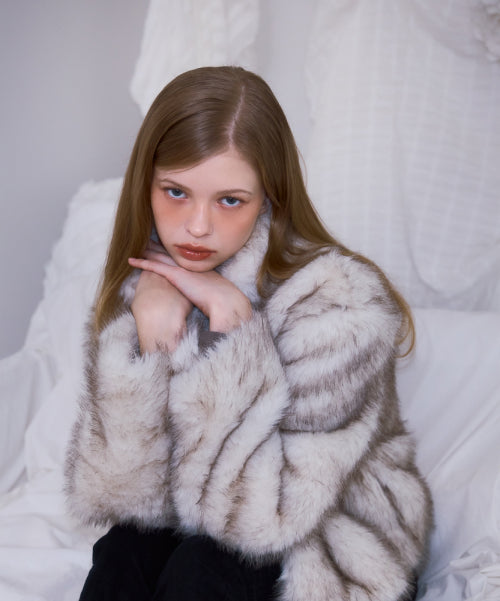 Crop Mix Fur Jacket [Beige]