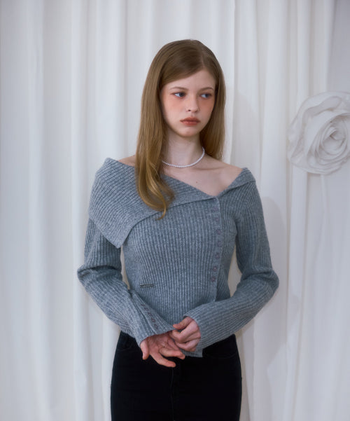 Unbalance Collar Button Knit [Gray]