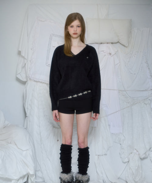 Fur V-neck Knit [Black]