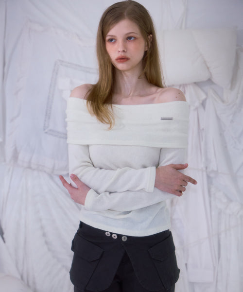 Wool Off Shoulder Knit [Ivory]