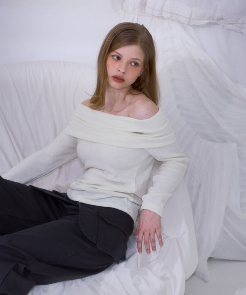 Wool Off Shoulder Knit [Ivory]