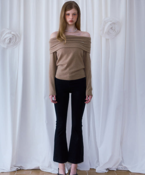 Wool Off Shoulder Knit [Beige]