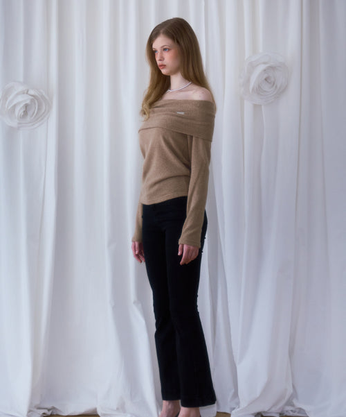 Wool Off Shoulder Knit [Beige]