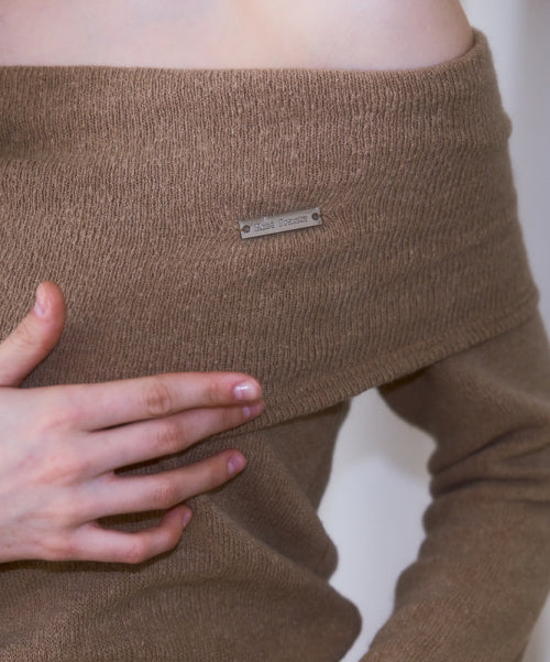 Wool Off Shoulder Knit [Beige]