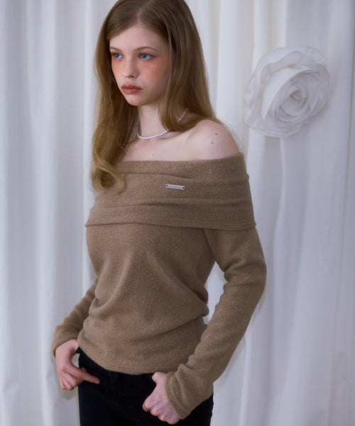 Wool Off Shoulder Knit [Beige]