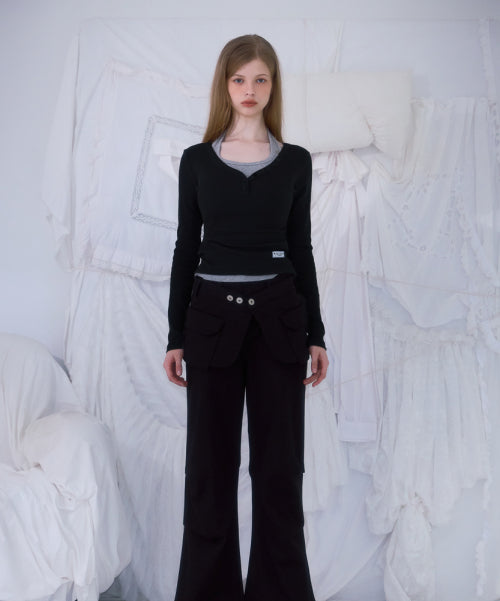 V-neck Button Long Sleeve [Black]