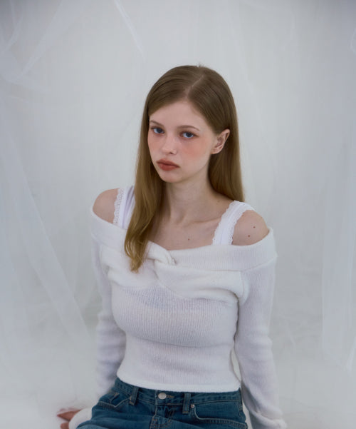 Twist Off Shoulder Long Sleeve [Ivory]