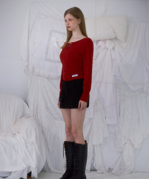 Eyelet Henley-neck Long Sleeve [Red]